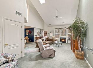 1797 W CAMELOT Drive, Flagstaff, AZ 86001