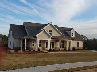 1542 Hidden Creek Ct, Hoschton, GA 30548