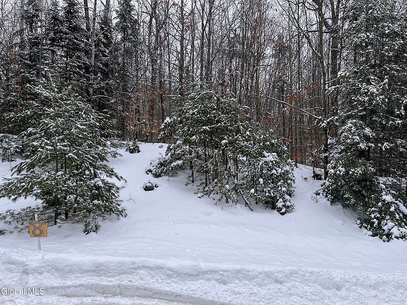 4th image of 8 Mountain Path