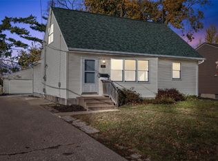 633 28th Street Ct SE, Cedar Rapids, IA 52403