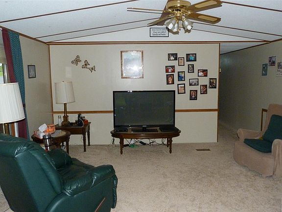 4th image of 230 Beechwood Dr