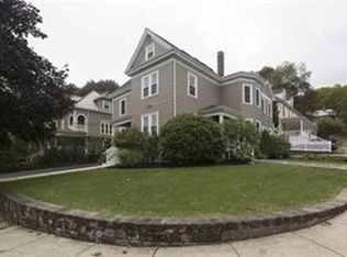 28 Oliver St UNIT 1, Watertown, MA 02472