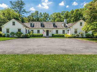 15 Underhill Rd, Matinecock, NY 11560