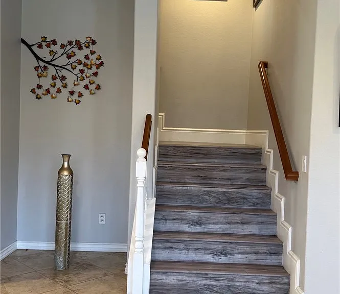 5425 Turin Way — Photo 7