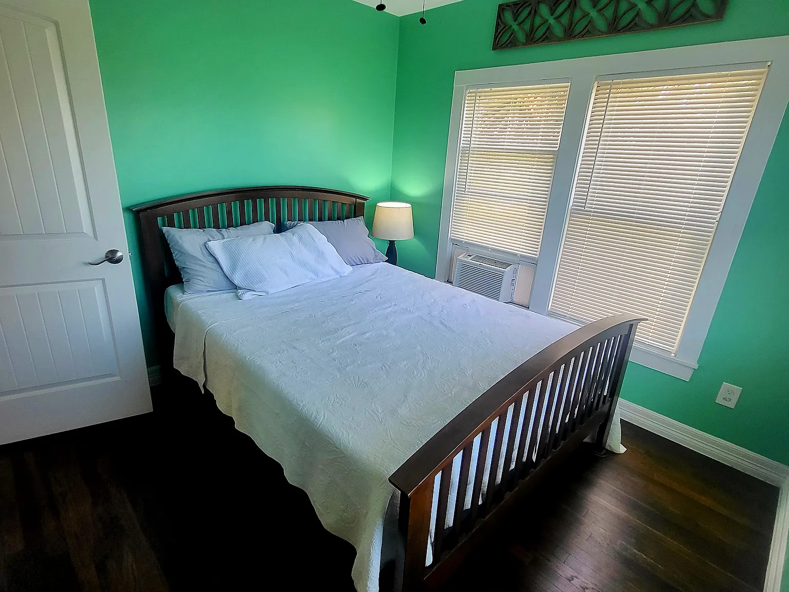 5710 Maco St — Photo 4