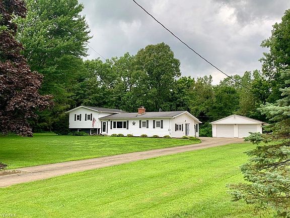 2nd image of 520 Bendle Ave