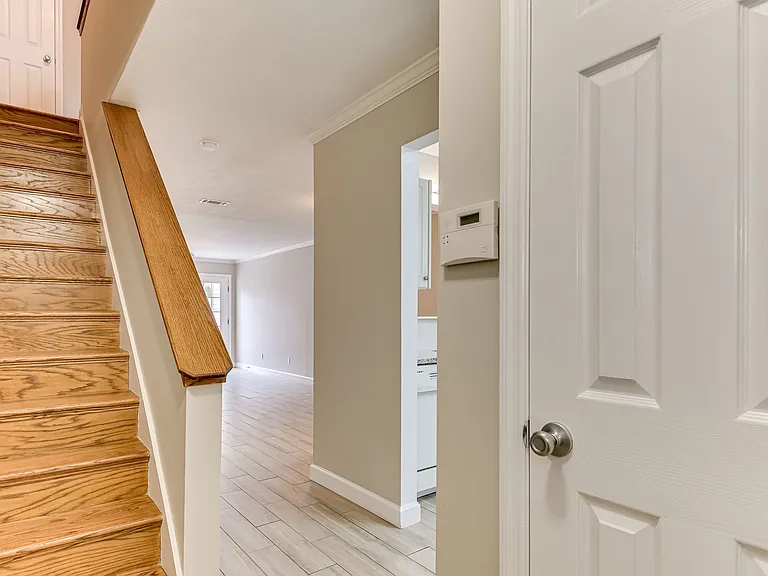 4680 Brookwood Ln — Photo 2