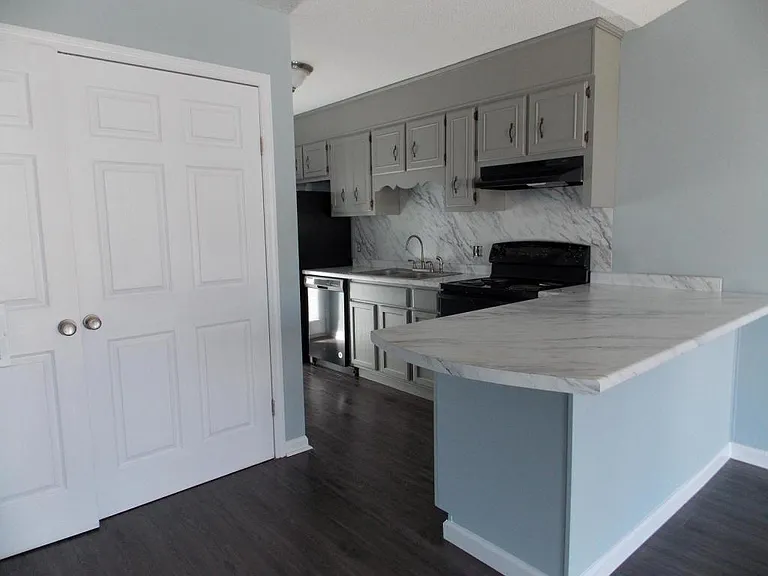 230 Lanier Dr #48 — Photo 3