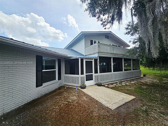 2nd image of 2445 SE Airport Estates St