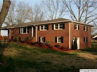 1300 Lowery Rd NE, Arab, AL 35016