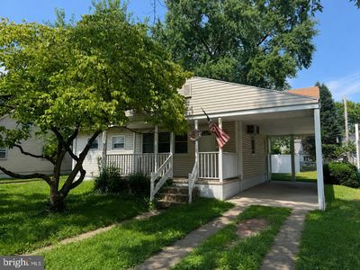 904 Newport Rd, Bristol, PA, 19007