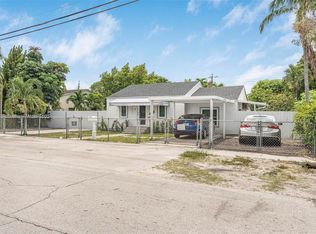 4590 E 9th Ct, Hialeah, FL 33013