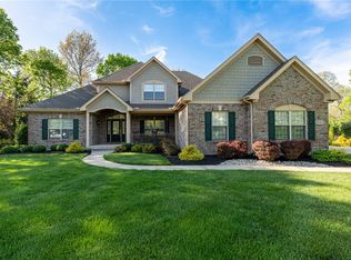 8101 Hidden Ridge Ct, Springboro, OH 45066