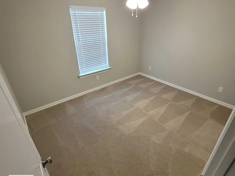 1220 Sunnyvale Ln — Photo 12