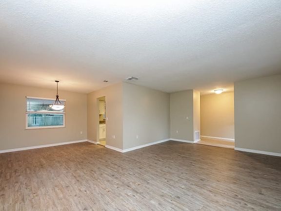 3rd image of 8148 Caraway Dr