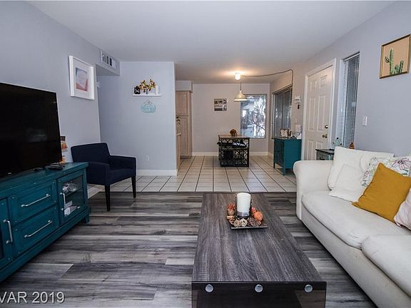 5th image of 3103 Key Largo Dr Unit 201
