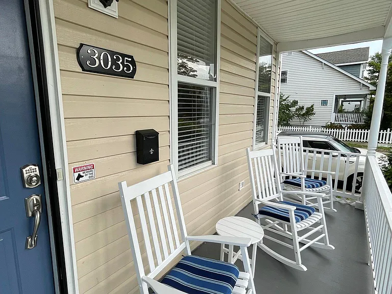 3035 Grayland Ave — Photo 3