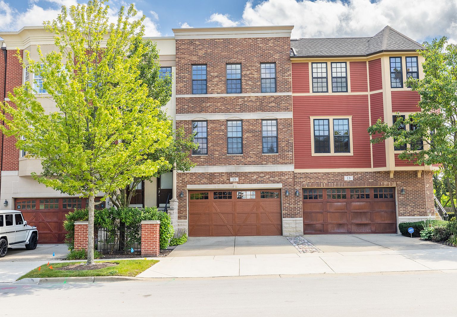 15 Illinois Ave, Schaumburg, IL 60193 MLS 11847432 Zillow