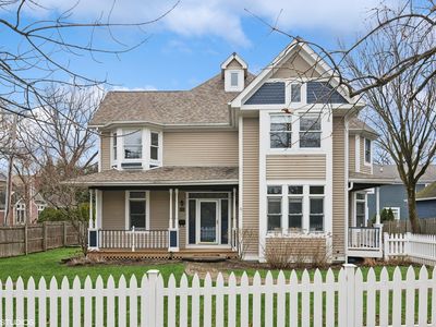 473 Vernon Ave, Glencoe, IL, 60022