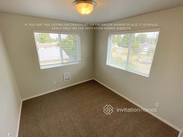 6513 47th Ave NE #113 — Photo 8