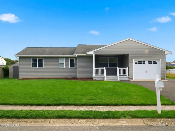 32 Edison Street, Bayville, NJ 08721