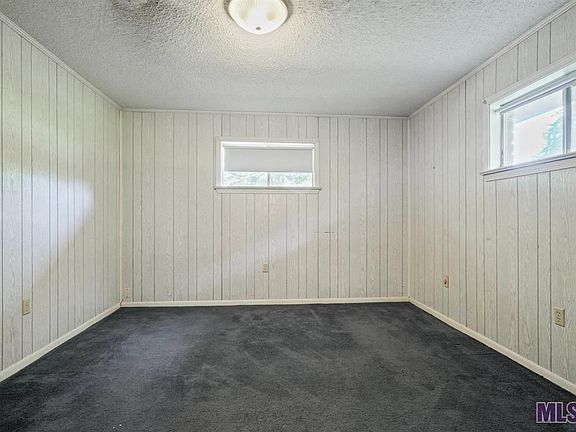5th image of 4371 Yardley Dr