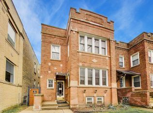 5814 N Campbell Ave, Chicago, IL