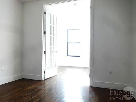 Rented by Blue Egg Realty Corp | media 30