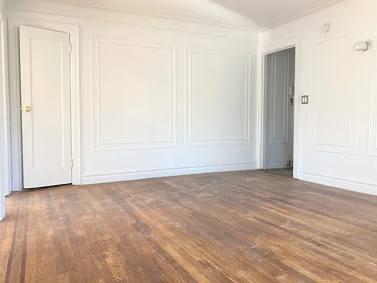 Rented by ZealEstate Group Inc | media 14