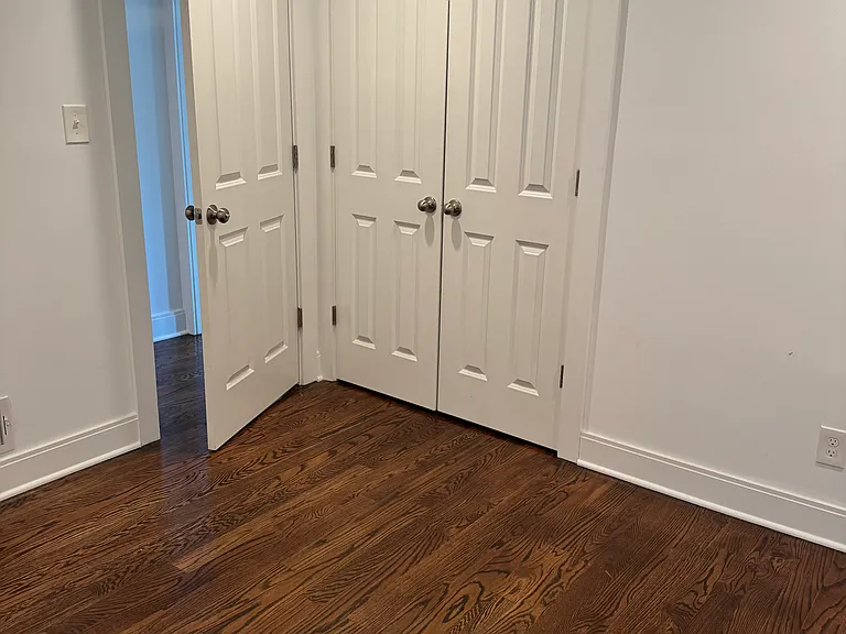2112 E Fayette St — Photo 15