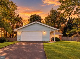 5614 Daniel Cir, Waldorf, MD 20601