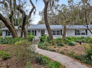 1009 N Hamlin Ave, Howey In The Hills, FL 34737