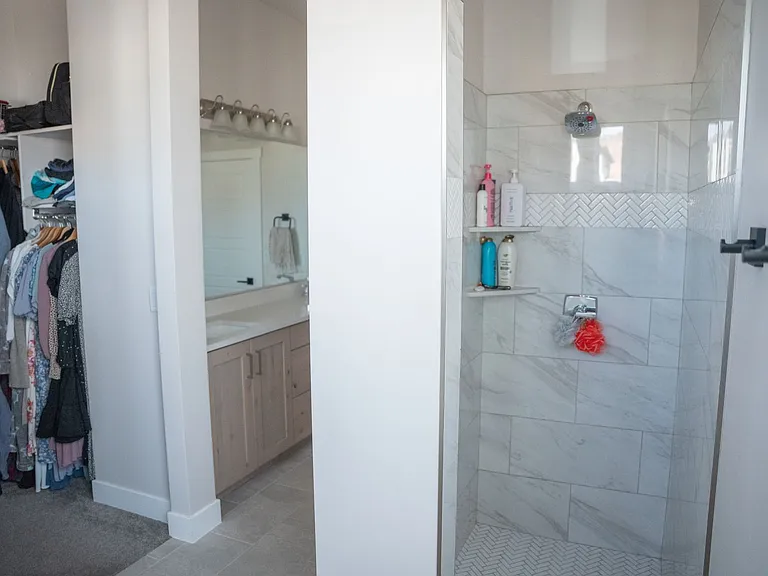 1322 E Toliman Way — Photo 26