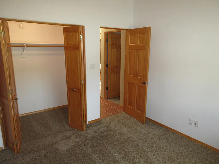 1312 Tiffany Ln SE — Photo 14