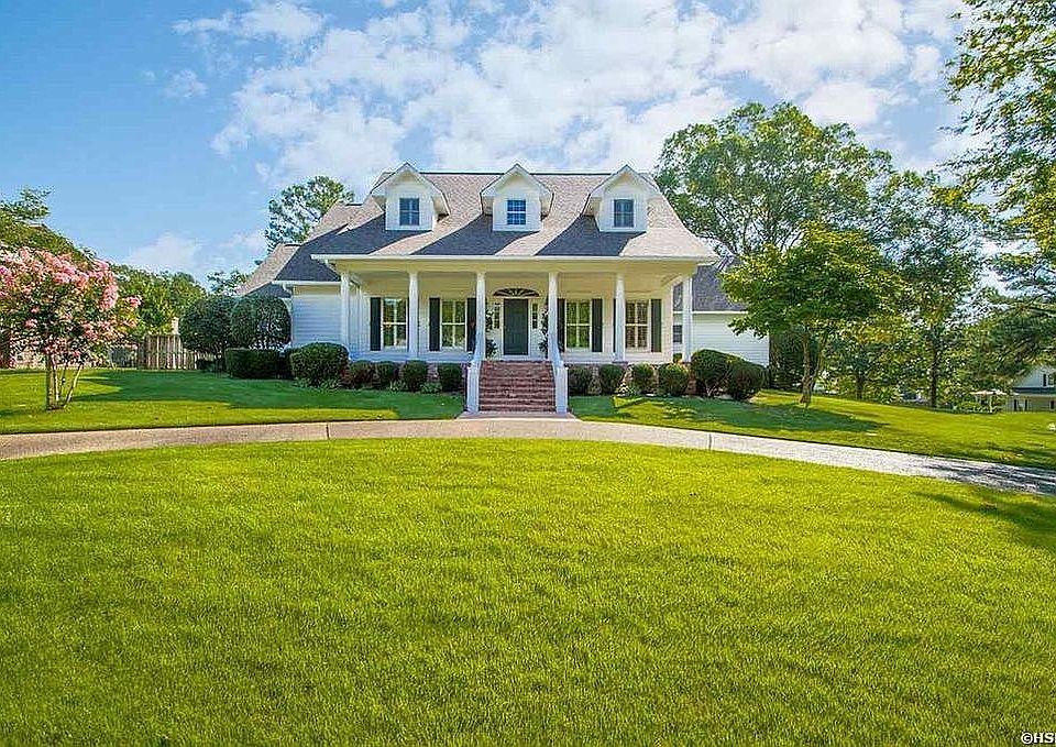 100 Green Meadow Court