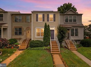 310 Stable View Ter NE, Leesburg, VA 20176