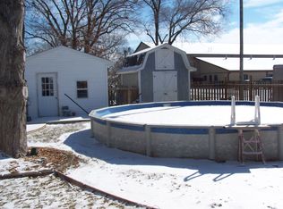 1417 Beard St, Beardstown, IL 62618