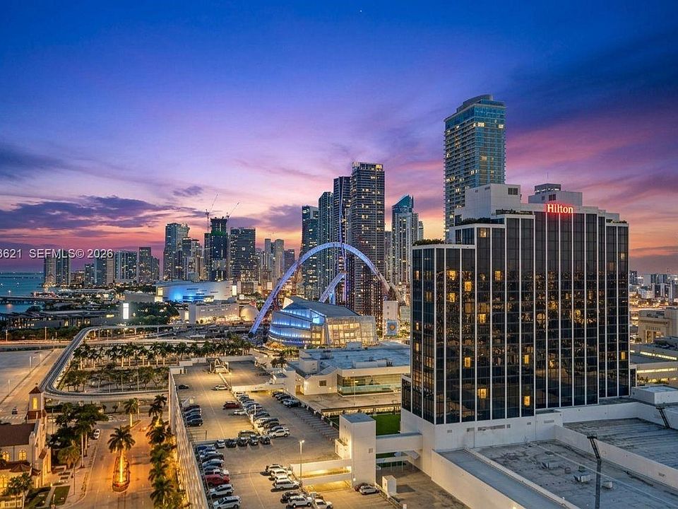 1st image of 1750 N Bayshore Dr #2510
