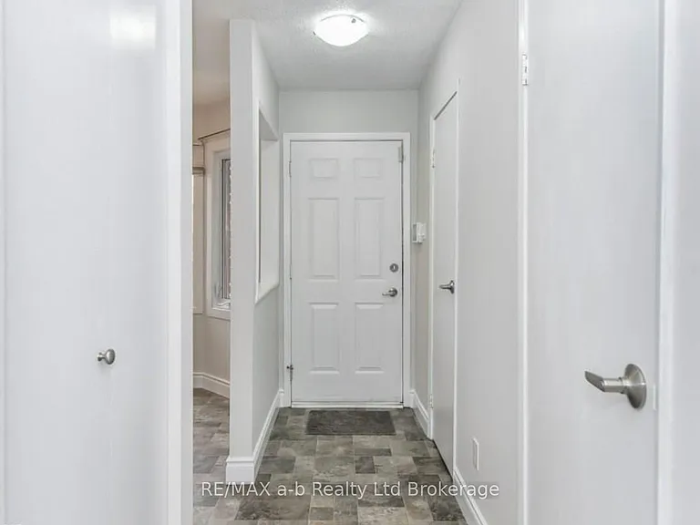 1115 Nellis St #22 — Photo 7