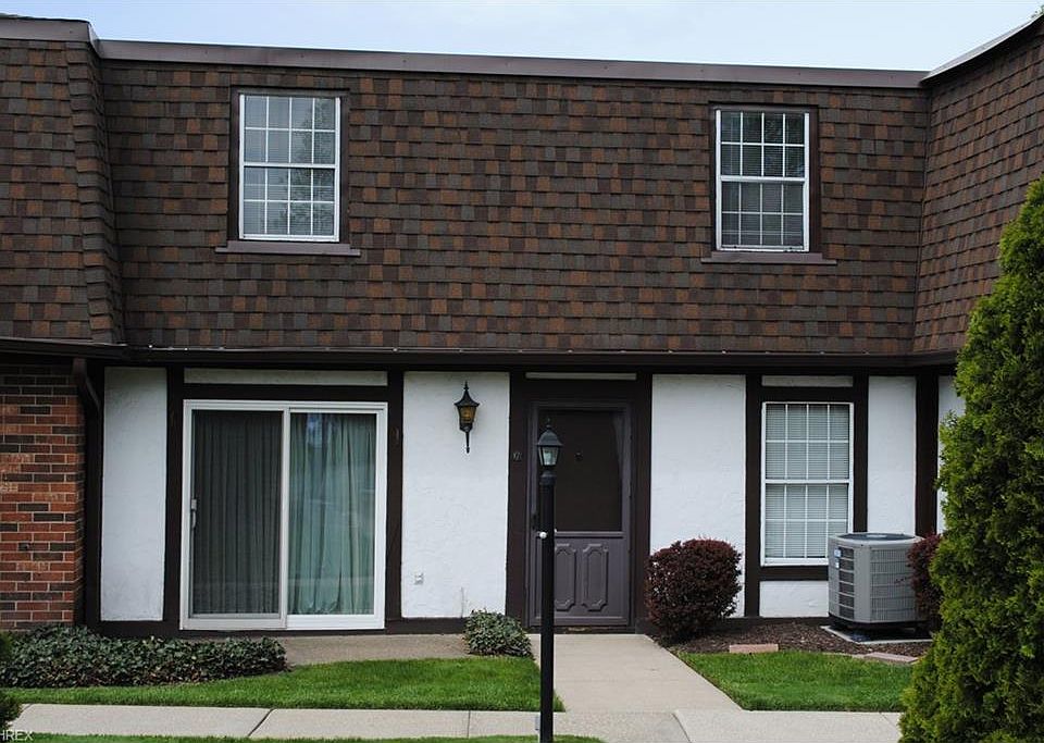 1st image of 1920 King James Pkwy APT 17