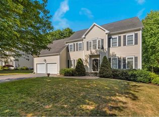 13 Paddock Dr, Plainville, MA 02762