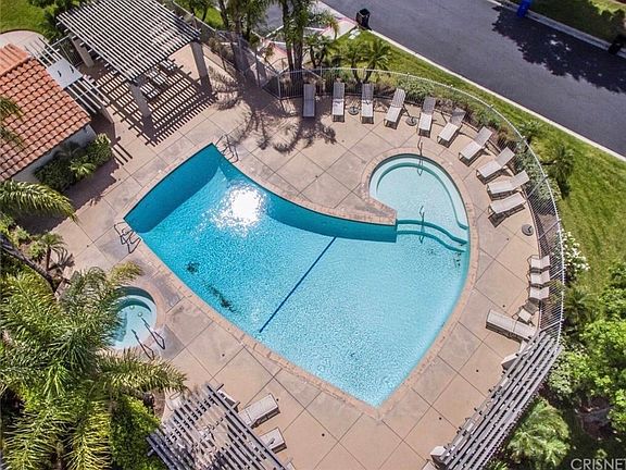 Community pool and spa 