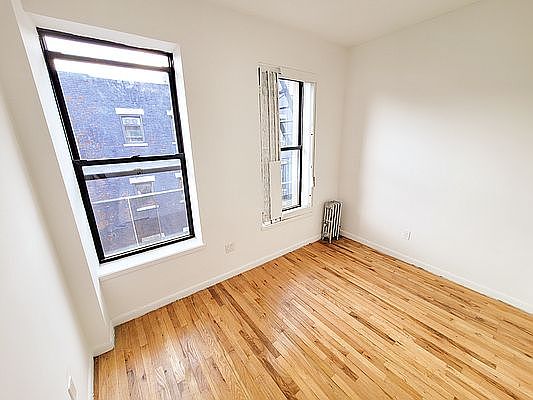 5th image of 2335 1st Ave APT 5B