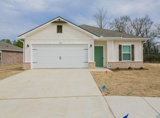 3013 Mesa Dr, Longview, TX 75601