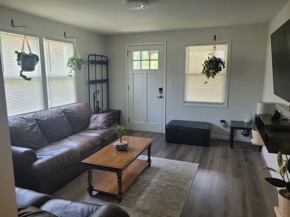 22 Hazel Ave #2, Halethorpe, MD 21227