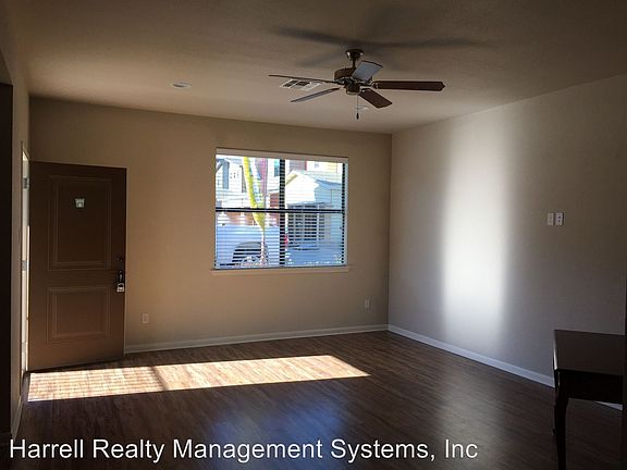 4th image of 400 Bosque Blvd Unit 301
