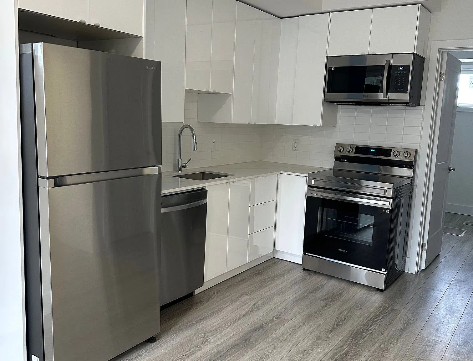 1 bed, $1,600 — Photo 3