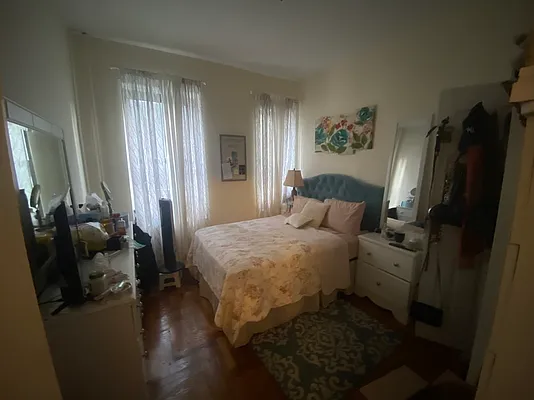 Rented by Oxford Property Group | media 33