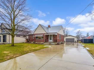 30 Broadway Ave, London, ON N6P 1A8