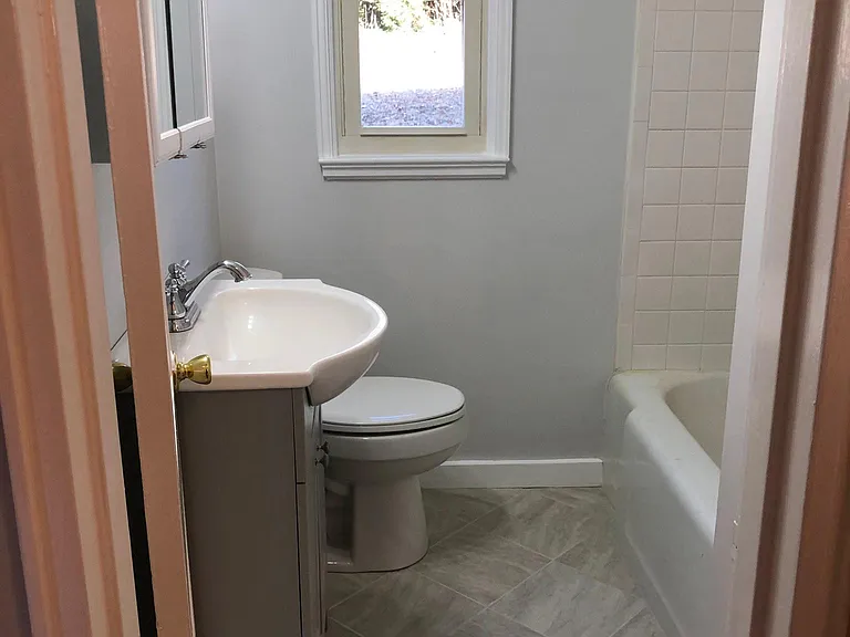 2513 Miller Park Cir #B — Photo 12